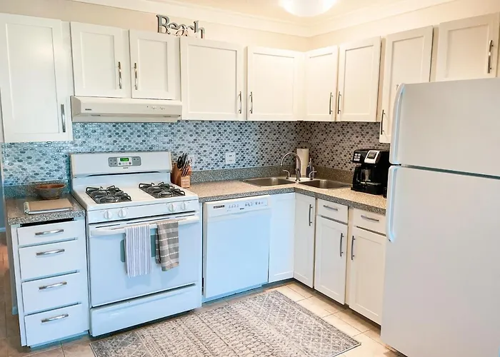 Ocean View Molokai Wavecrest Condo