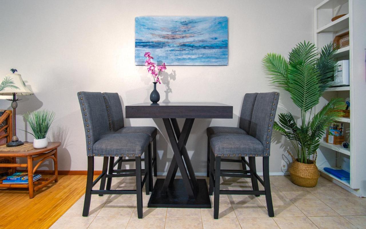 Molokai Island Retreat With Beautiful Ocean Views And Pool - Newly Remodeled! * Ualapue